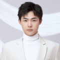在后面享受的老婆