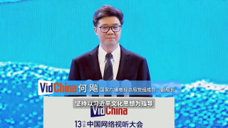 丝袜老师踩我的喷水